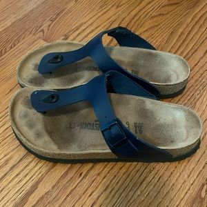 Navy leather Gizeh Birkenstocks, size 41